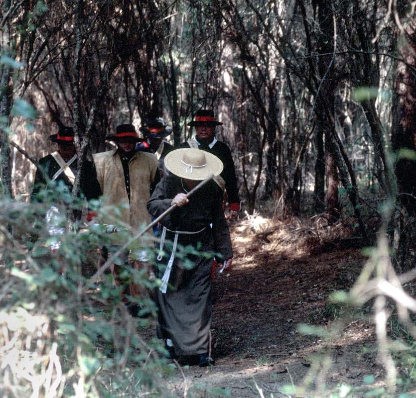 photo of historic re-enactors in 18th-century garb