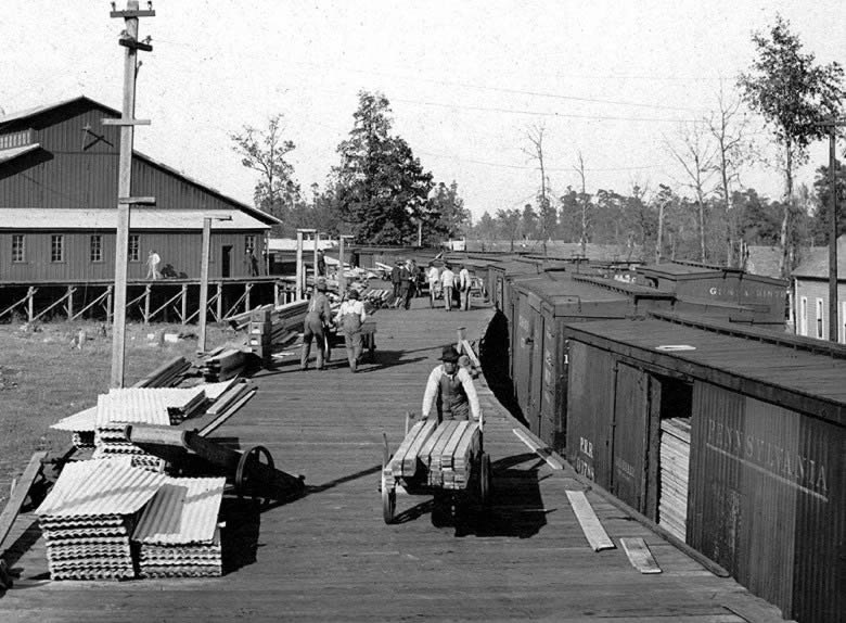 photo of loading lumber