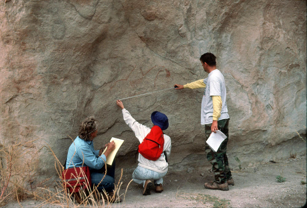 Painting of prehistoric peoples