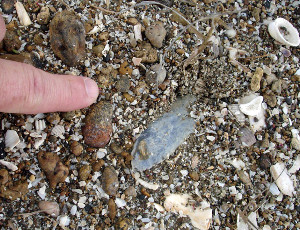 photo of a chipped-stone projectile point